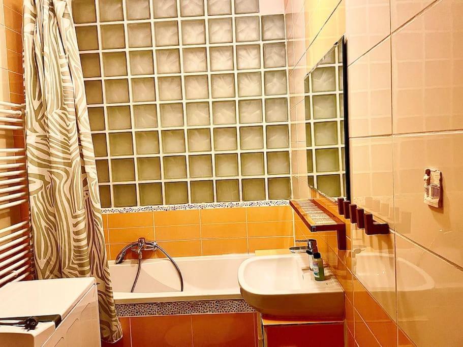 2,5 Izbovy Apartman V Ruzinove S Parkovanim Zdarma Братислава Экстерьер фото